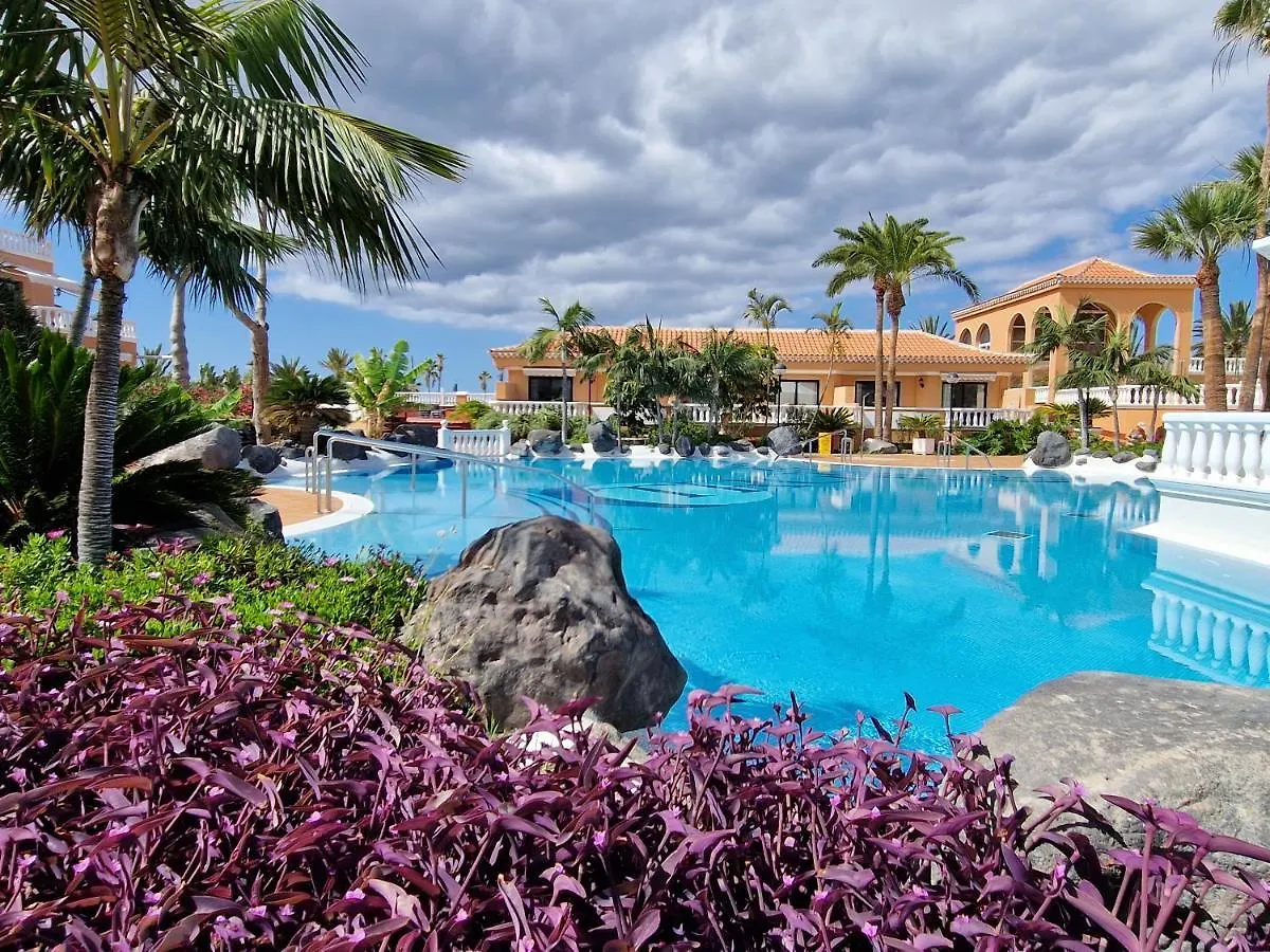 Apartment Playa Las Vistas With Breathtaking Sea View, Only 100 M To The Sea, Heated Pool, Aircondition For A Fee, Wifi 플라야데라스아메리카스 스페인