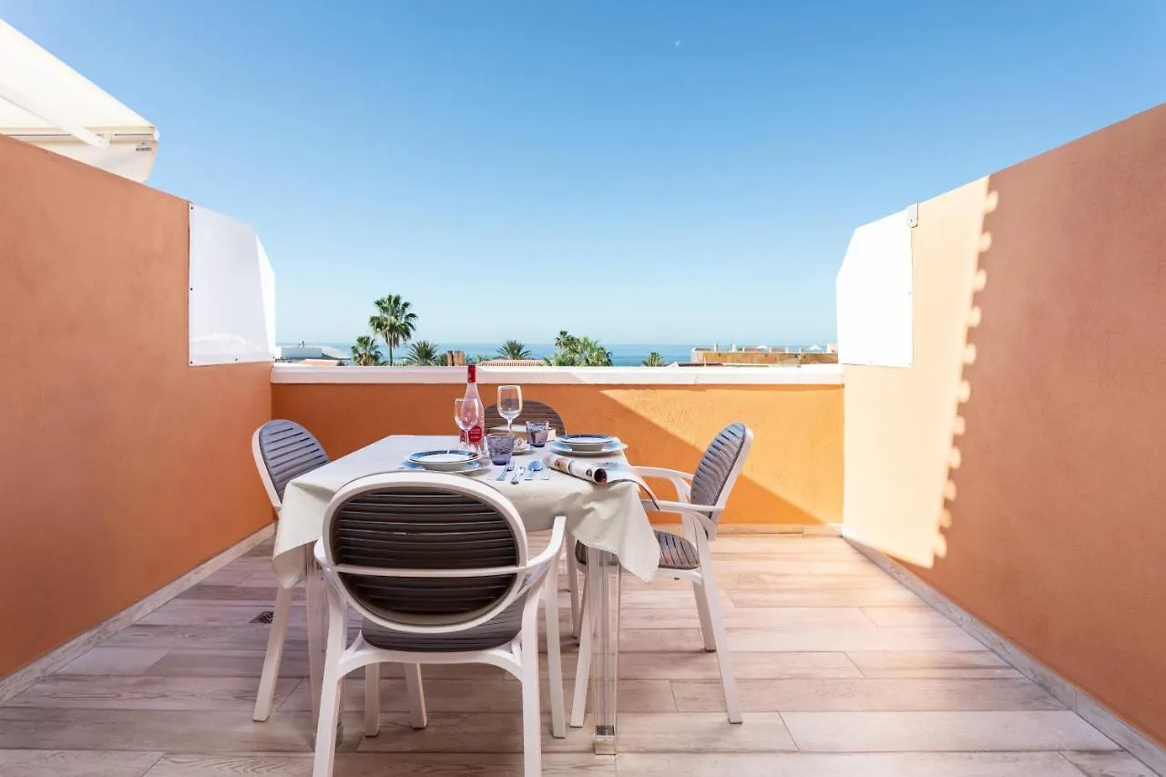Apartment Playa Las Vistas With Breathtaking Sea View, Only 100 M To The Sea, Heated Pool, Aircondition For A Fee, Wifi 플라야데라스아메리카스